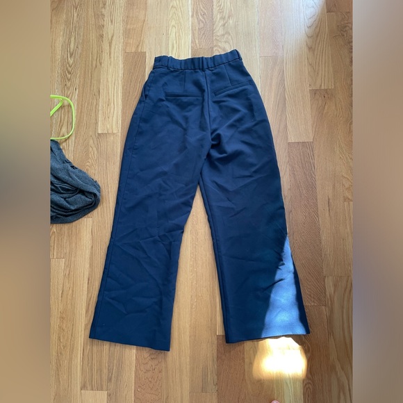 Abercrombie Curve Love Sloane Pant Short - Picture 3 of 3